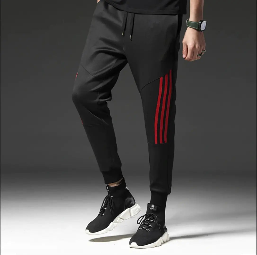 Men's Black Polyester Self Pattern Slim Fit Regular Track Pants